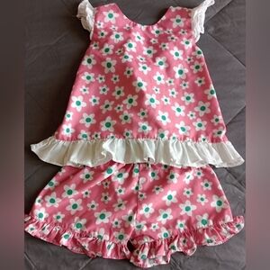 Cecil and Lou Pink White Daisy Short Ser